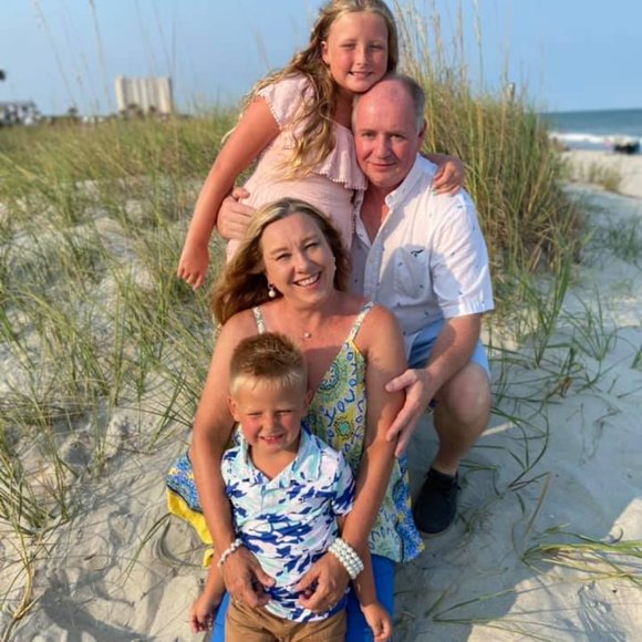 Meet your Posher, Lynn - Picture 3 of 11